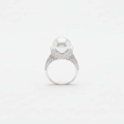 Petal Luster Pearl Ring
